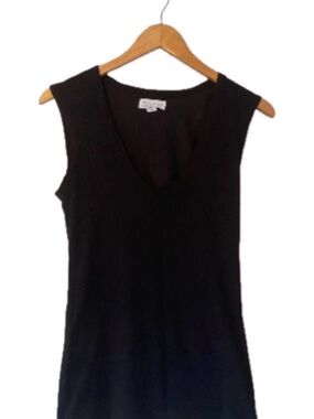 Velvet by Graham & Spencer Estina Tank Black Cotton Stretch Size L
